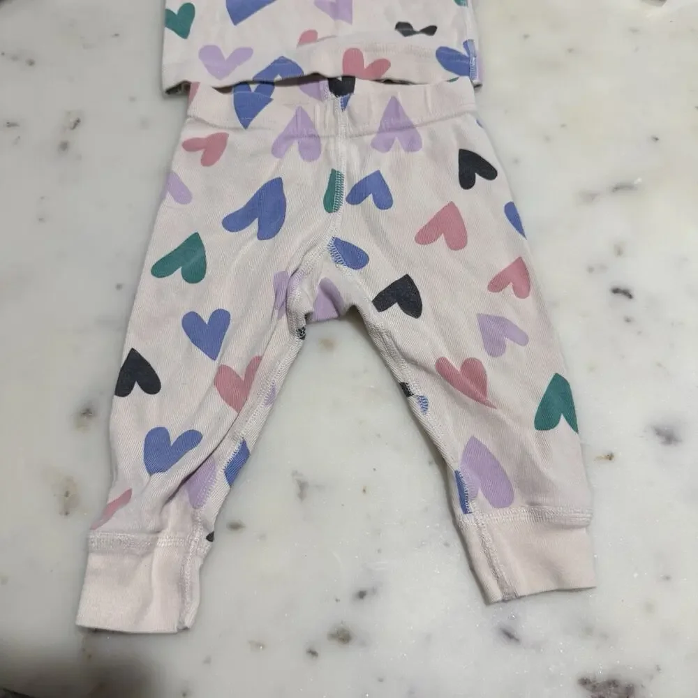 Hanna Andersson Long Sleeve Pajama Set Cream Colorful Hearts 12-18 months